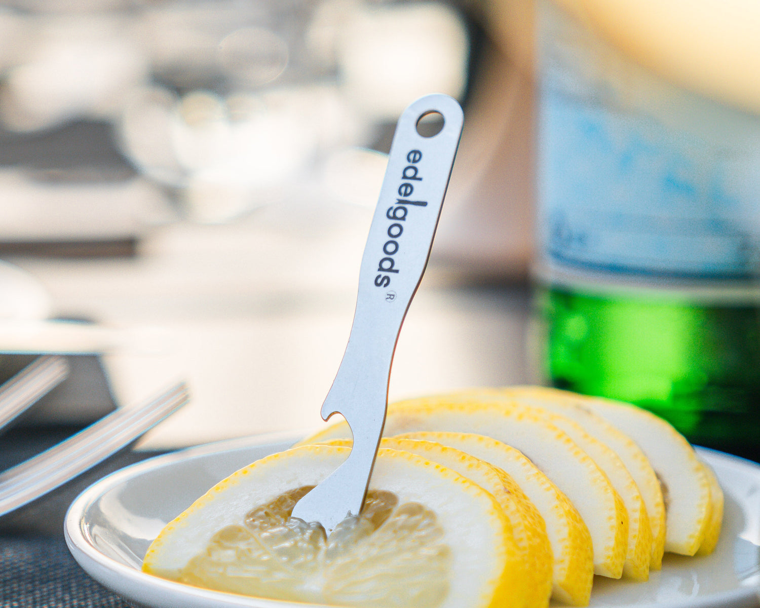 edelgoods forx steckt in zitrone